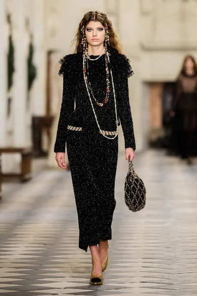 Look 56
